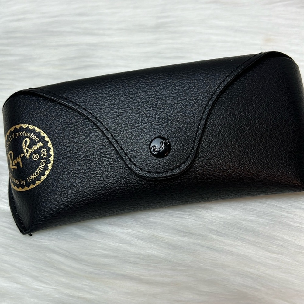 NWOT Ray-Ban Sunglasses Eyeglasses Black Leather Like Travel Case